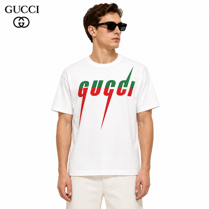 Gucci Logo Print T-Shirt in Black