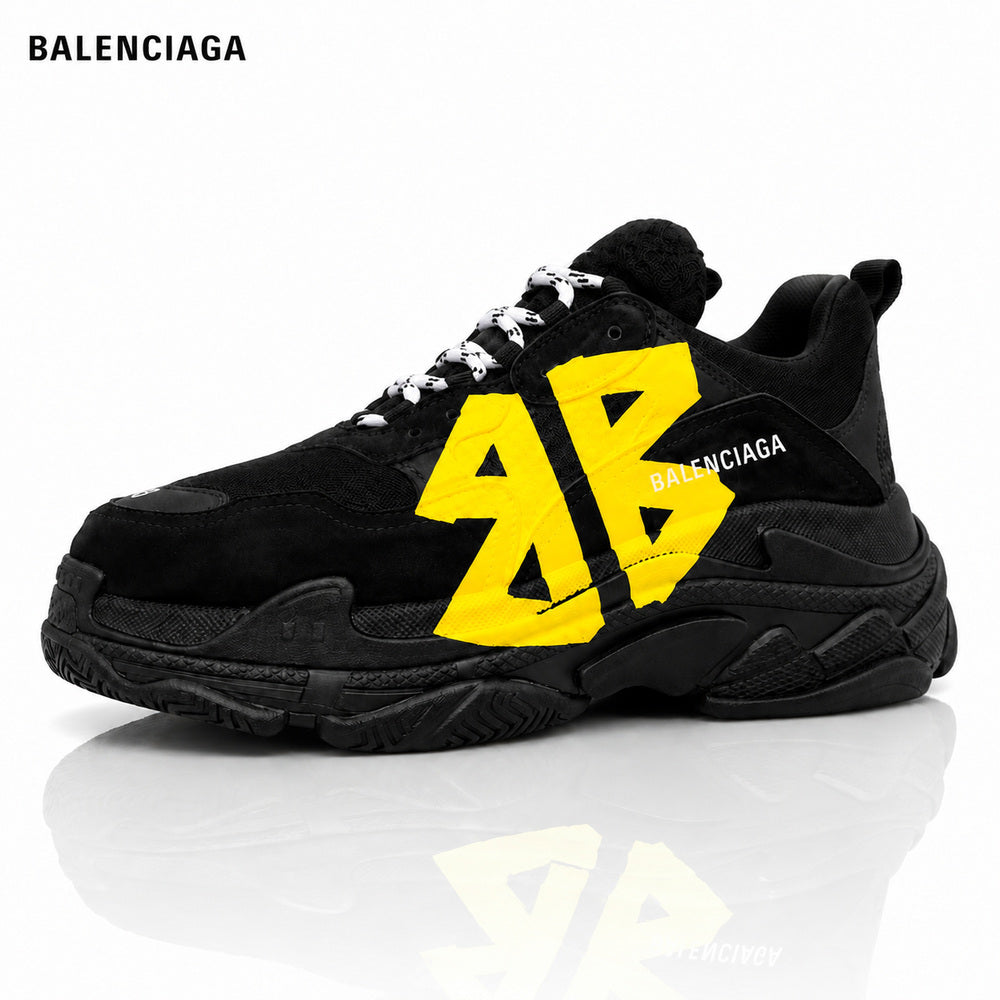 Balenciaga Collaboration Couple's Style Shoe