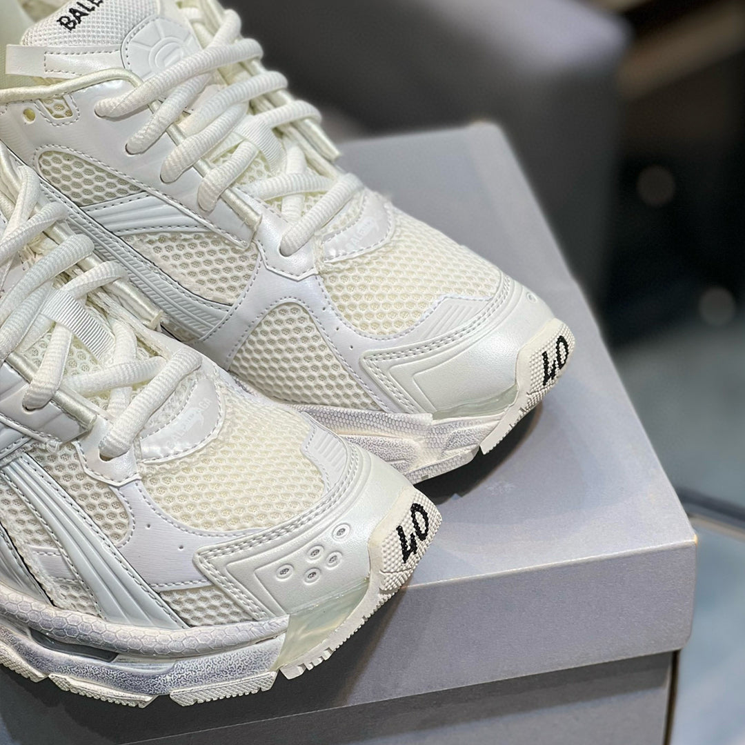 Balenciaga Limited Edition Couple's Style Shoe