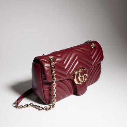 GUCCI GG Marmont medium shoulder bag