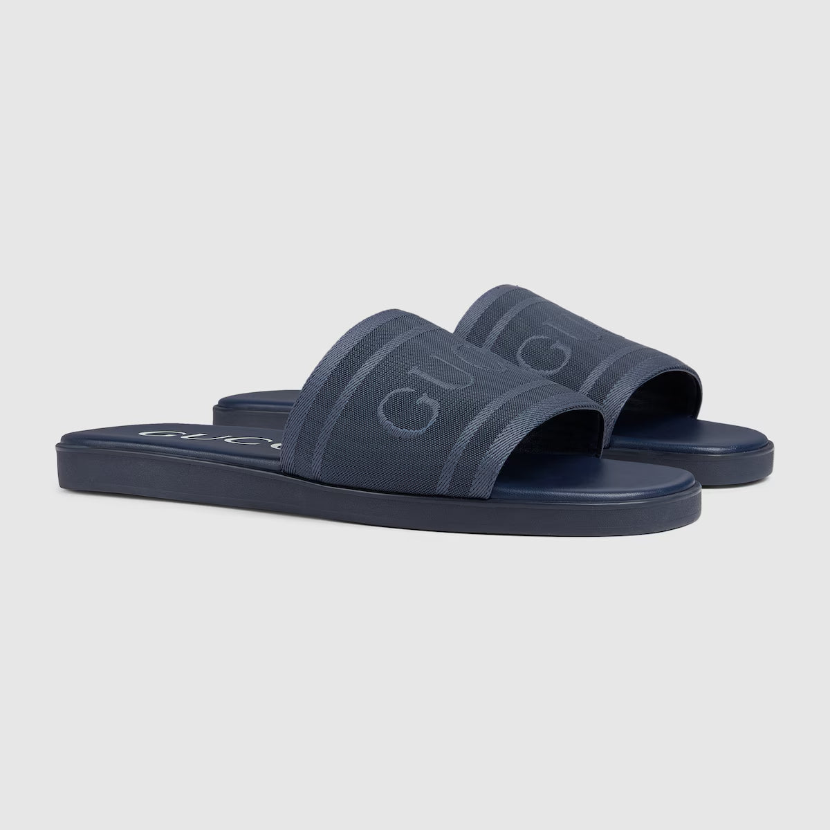 GUCCI Men's slide sandal with tonal logo