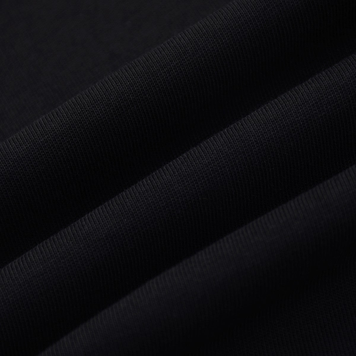 Gucci Signature 5F58 T-Shirt in Black & White