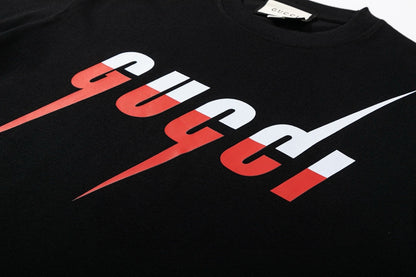 Gucci Logo Print T-Shirt in Black