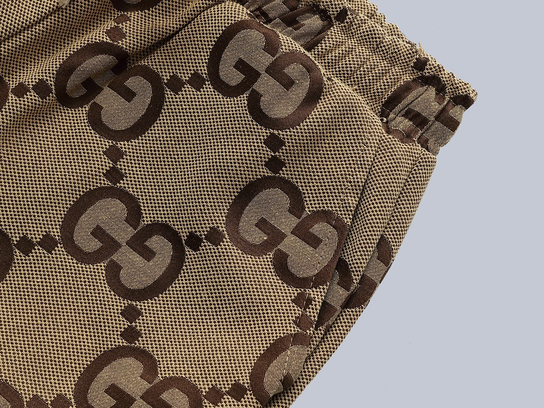 Gucci Straight-Leg Pants with Side Pockets