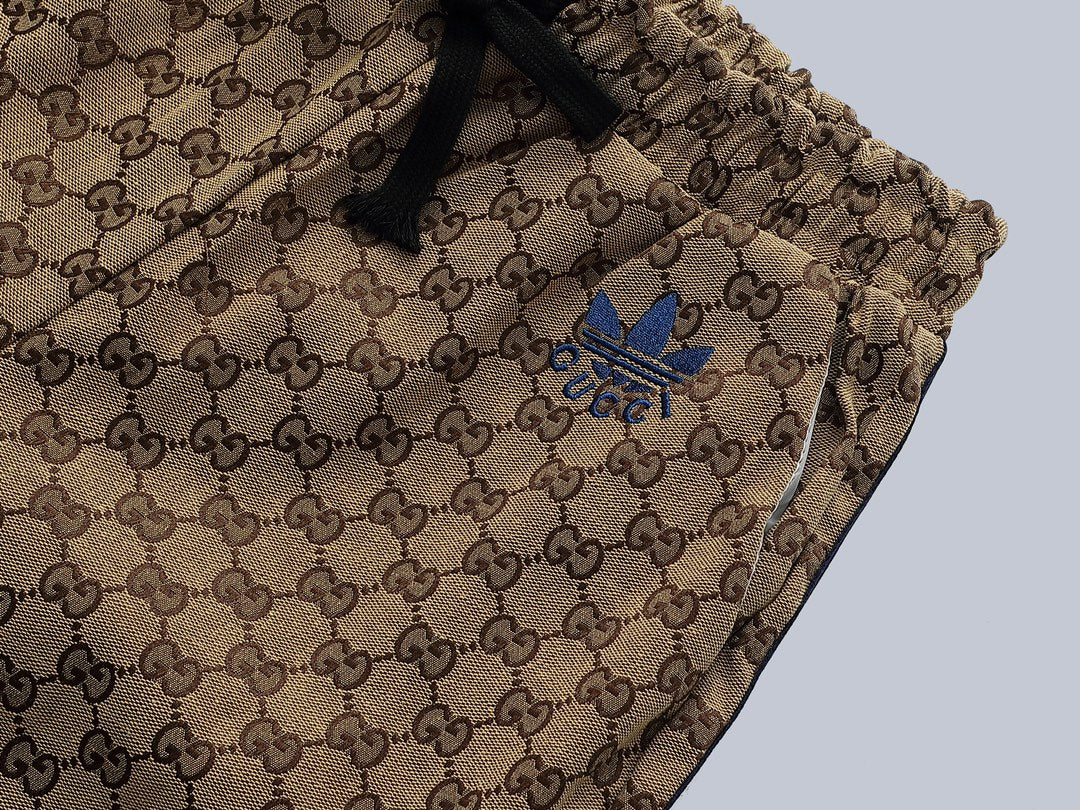 Gucci Side-Pocket Straight-Leg Pants