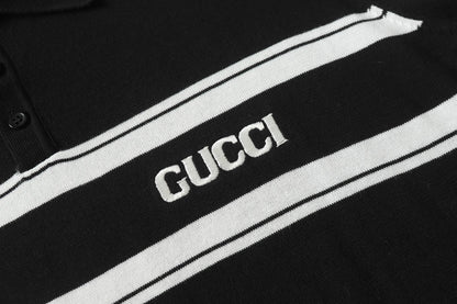 Gucci Logo T-Shirt in Black
