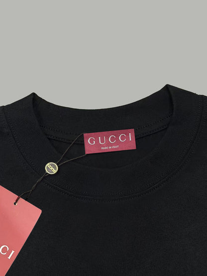 Gucci Logo T-Shirt in Black